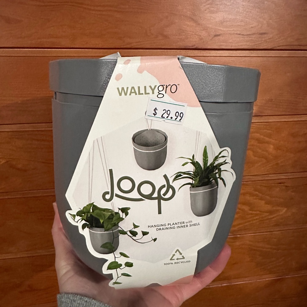 WallyGro Gray Hanging Planter